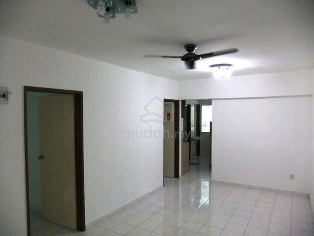 Desa Indah Block 86 4