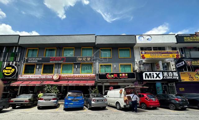 Freehold Taman Segar 2 Adjoining 3.5 Storey Shop Tenanted ROI 4.6% 1