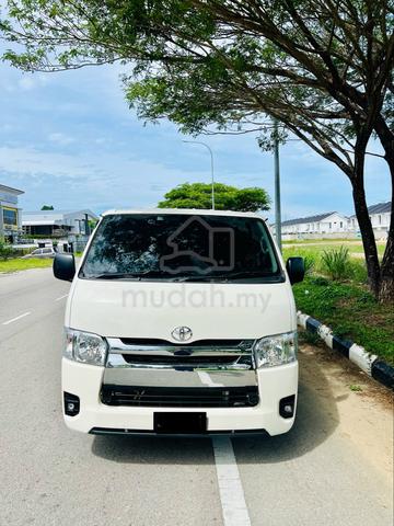 2022 Toyota HIACE 0 2.5L (M) - 3