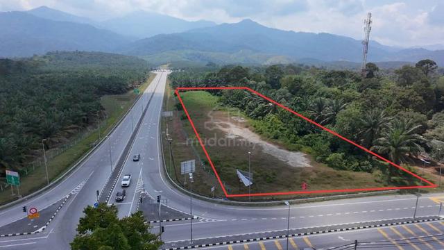 Tanah Untuk Dijual –Tepi WCE highway Trong, 2.6 Ekar 1