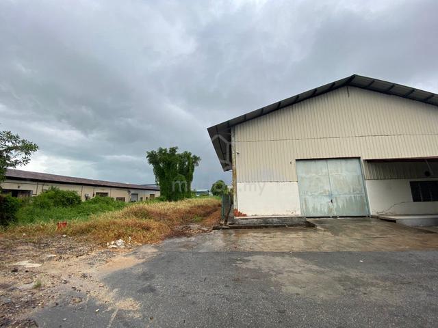 Factory Tanjong Agas Industial Estate, MUAR 1