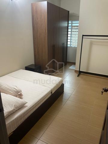 Fully furnished room in Taman Klebang Ria (FEMALE ONLY) 1