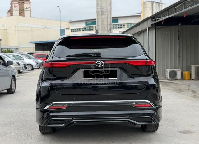 LOCAL SPEC 2021 Toyota HARRIER 2.0 LUXURY (A) - 4