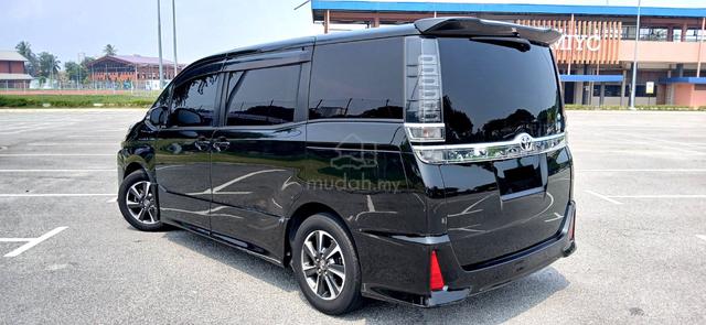 2017 Toyota VOXY 2.0 ZS KIRAMEKI II (A) FULLOAN - 4