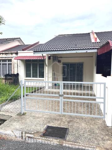[ Seremban 2 Facing Open ] Single Storey Renovated House Seremban, S2 1