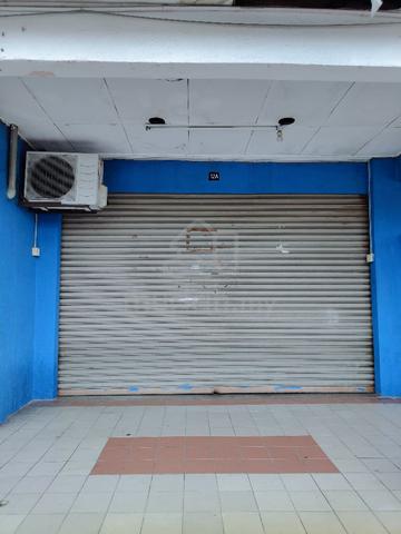 Pangsapuri bawah kedai atas rumah 1