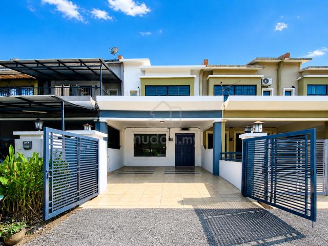 RUMAH CANTIK ‼️ 2 Storey Suria Residence Perdana College Height 1