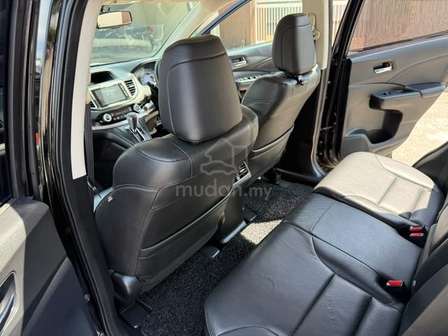 1 Owner 2016 Honda CR-V 2.0 4WD FACELIFT (A) - 4