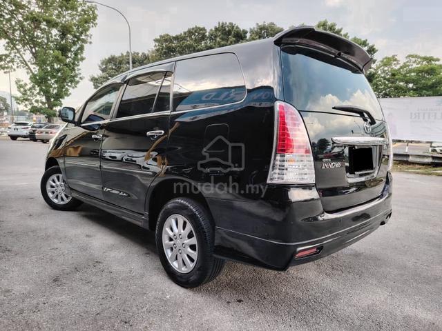 2010 Toyota INNOVA 2.0 G FACELIFT (A)FULL LOAN - 2