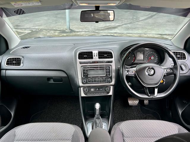 2016 Volkswagen VENTO 1.2 TSI HIGHLINE (A) - 4