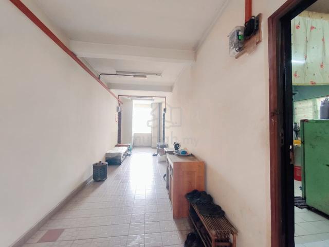 Selesa Puteri Condominium 1