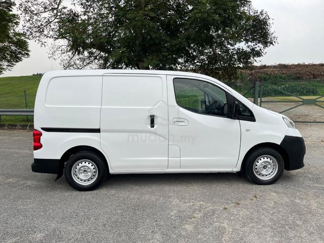 2017 Nissan NV200 1.6 PETROL PANEL VAN (M) - 3