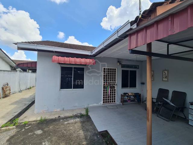 RUMAH SEMI D BERJAYA PERMAI KUANTAN Untuk Dijual 2