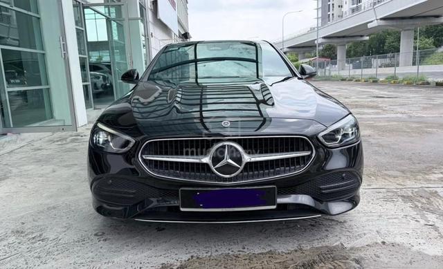 2022 Mercedes Benz C200 - 5