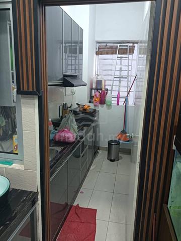 Centra Residences @ Nasa City 1