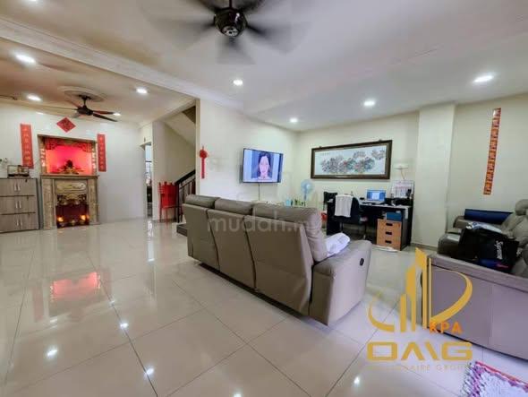 Jalan Tepi Sungai Double Storey Renovated Move In Condition Klang 1