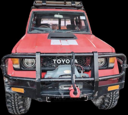 Toyota LANDCRUISER 3.0 II (M) - 2
