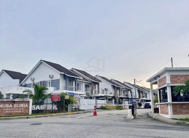 Semi-Detached Cluster 2 Storey Nusa Suria Puncak Alam 1