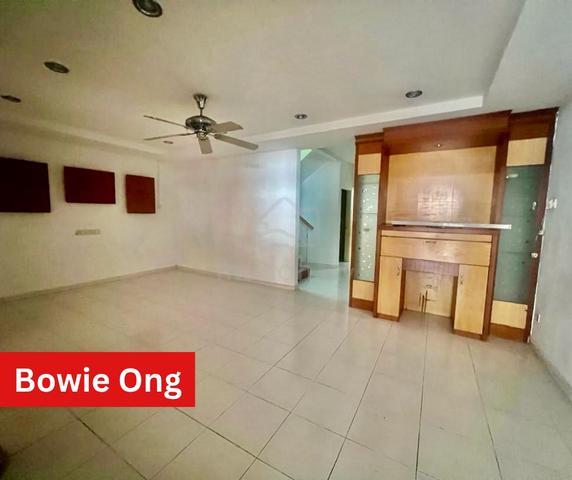 Lagenda Heights 2.5 Storey Terrace For SALE 1