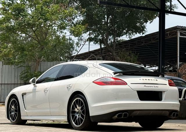 2009 Porsche PANAMERA 4.8 TURBO 970 (A) - 5