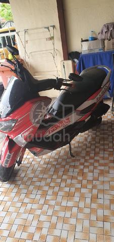 Nmax yamaha  - photo 4 of 5