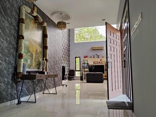 Kajang Saujana Impian Golf Three Storey Bungalow House 1