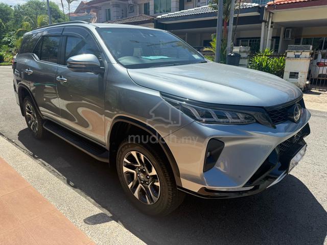2022 Toyota FORTUNER 2.8 VRZ (Direct Owner) - 1