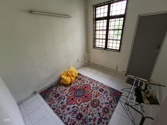 Double Storey Terrace House For Sale Permas Jaya 4
