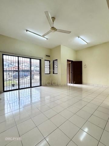 Good Condition 2 Storey 20X75 Kerongsang Bandar Puteri Klang for rent 3