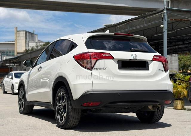 SEMI LEATHER REVERSE CAM 2016 Honda HR-V 1.8 V (A) - 2