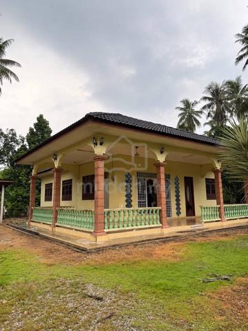 House for Rent in Bukit Perpat, Ajil 1