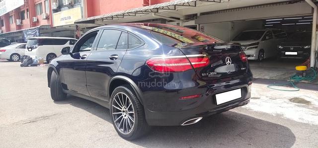 2019 Mercedes Benz GLC300 2.0 4MATIC AMG COUPE FSR - 4
