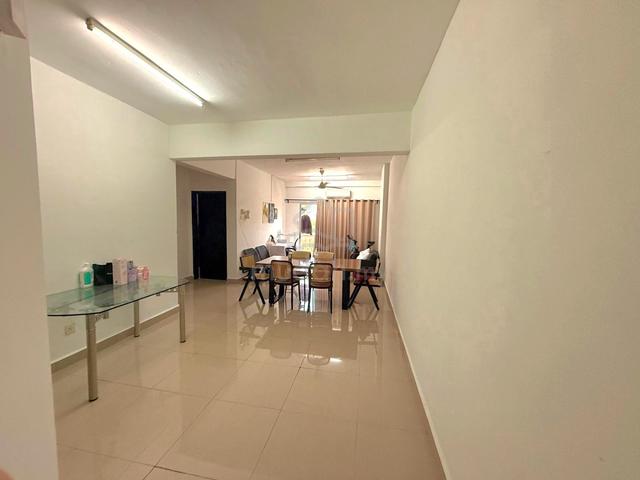 Taman Anggerik Villa 1