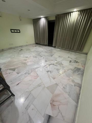 D Puncak Suasana 1