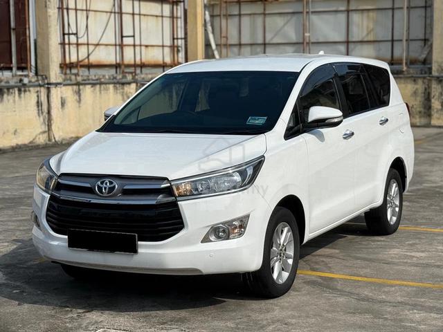 Toyota INNOVA 2.0 G (A) LCD PLAYER/ P-START KE-LES - 2