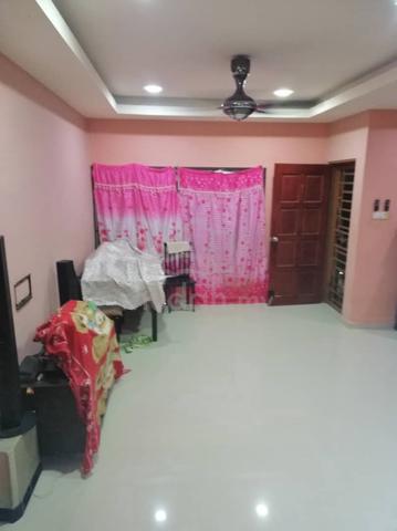 Free HOLD,very good location,near to rts,ciq,town 1