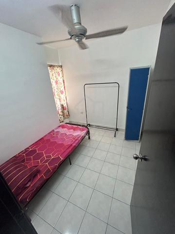 Single Room Female at Flora Damansara KPJ2 Empire City 1Utama KYM TTDI 1