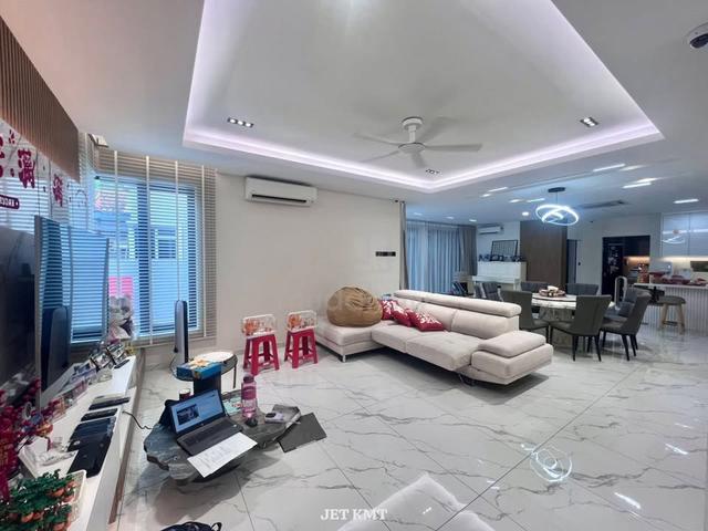 Aman Perdana, Klang Double Storey Semi D Fully Renovated For Sale 1