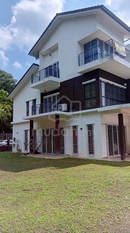 Damansara Damai Sutera 3-Storey Corner House Semi D Fully Furnished 1