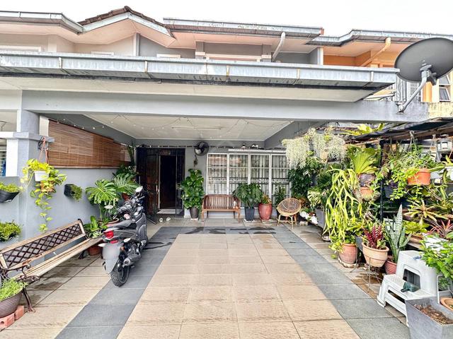 FREEHOLD! Double Story Terrace Taman Sutera, Kajang 1