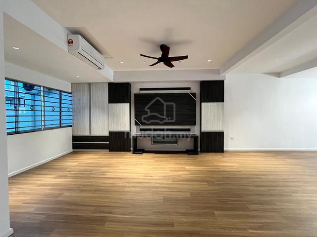 (For Rent) Hui Sing Stampin - Double Storey with Long Car Porch 5