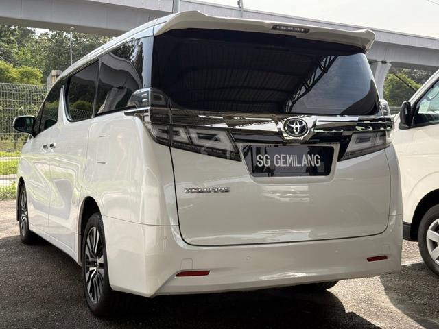 2018 Toyota VELLFIRE 2.5  (A) Low Mileage  - 5