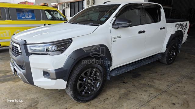 2022 Toyota HILUX 2.8 ROGUE (A) - 5