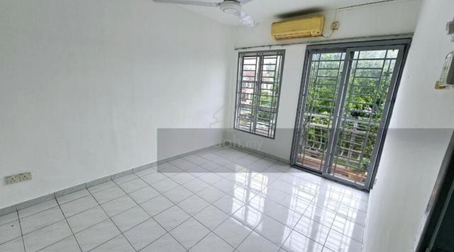 Park Avenue (Tampoi Indah) 1
