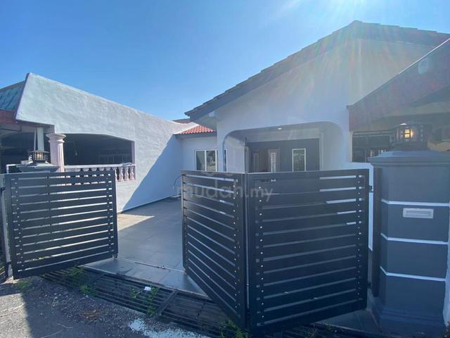 Freehold Renovated Terrace at Taman Bemban Baru, Jasin Melaka 1