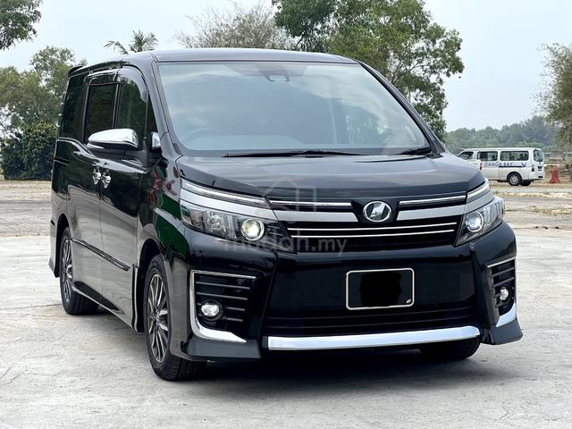 /2020 Toyota VOXY 2.0 ZS KIRAMEKI II (A) - 3