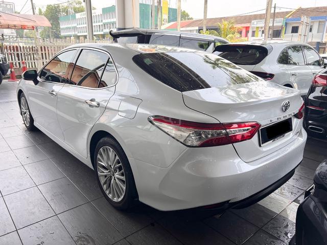 2019 Toyota CAMRY 2.5 V*LOW MILEAGE*TIP TOP* - 4