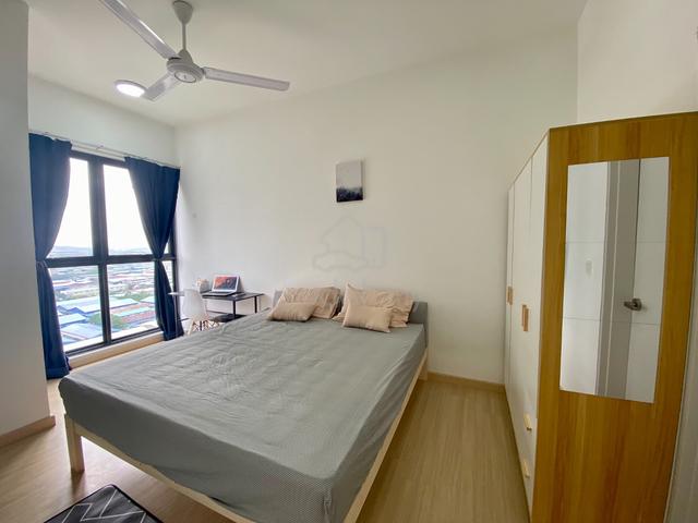 D'sara Sentral/SOVO - Middle room for rent - Linked to MRT Kampung Sel 1