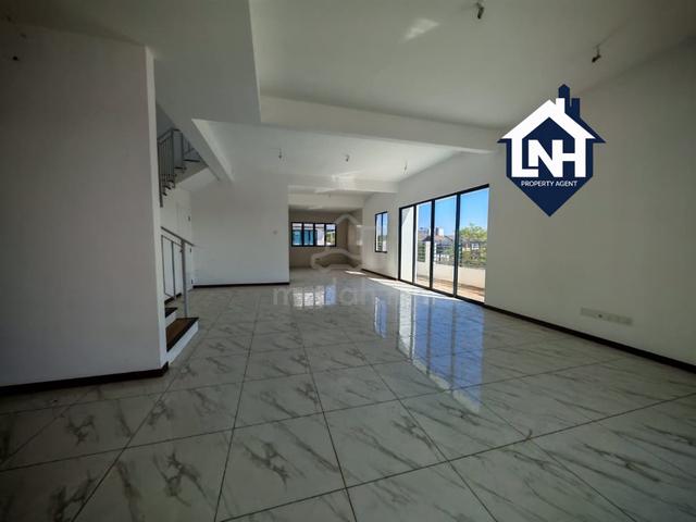 Bukit banyan senni 2 storey brand new terrace endlot with land sale 1