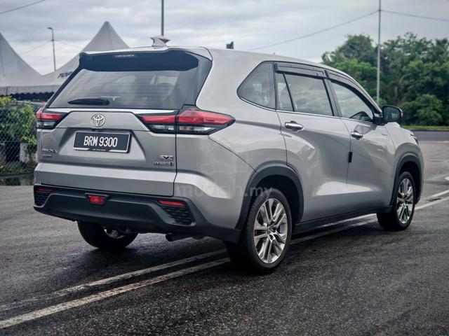 2023 Toyota INNOVA 2.0 ZENIX HYBRID ELECTRIC MY23 - 2